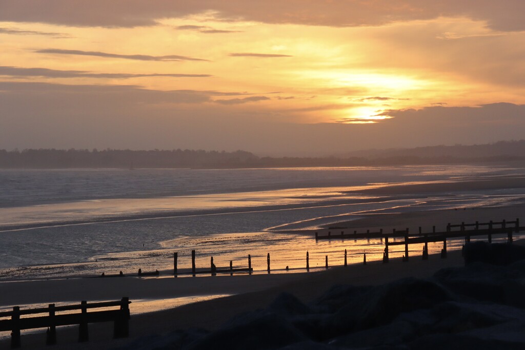 Sunset over Camber  by jeremyccc