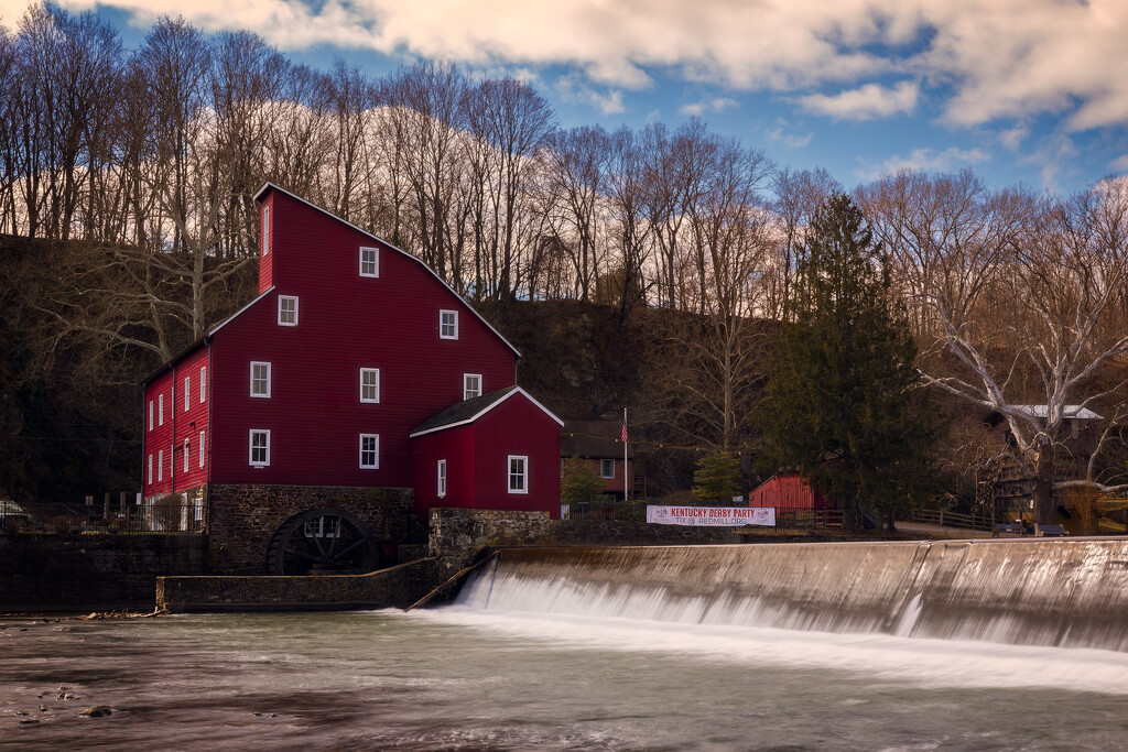 The Old Red Mill, Clinton NJ by swchappell