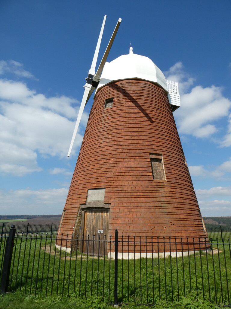 Halnaker windmill by wakelys