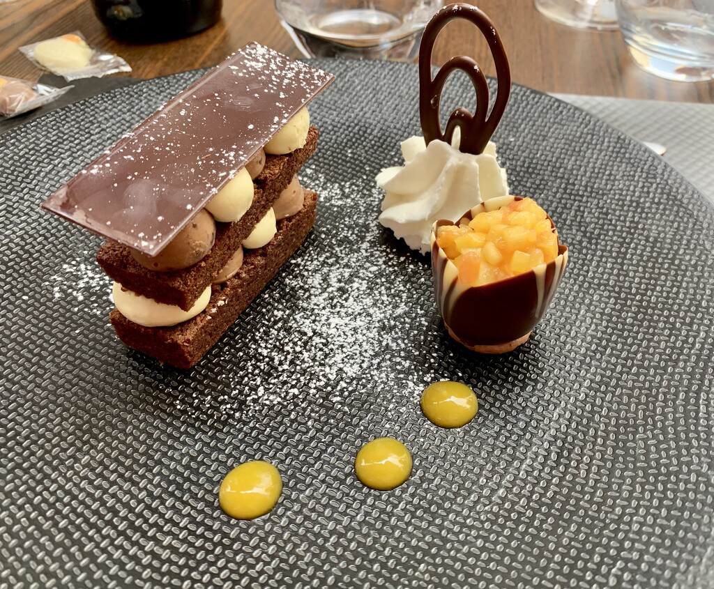 Dessert……..723 by neil_ge