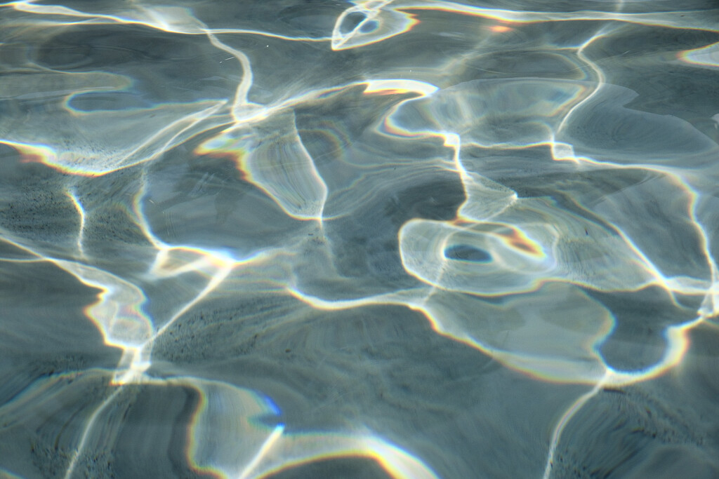 Water ripples by dkbarnett