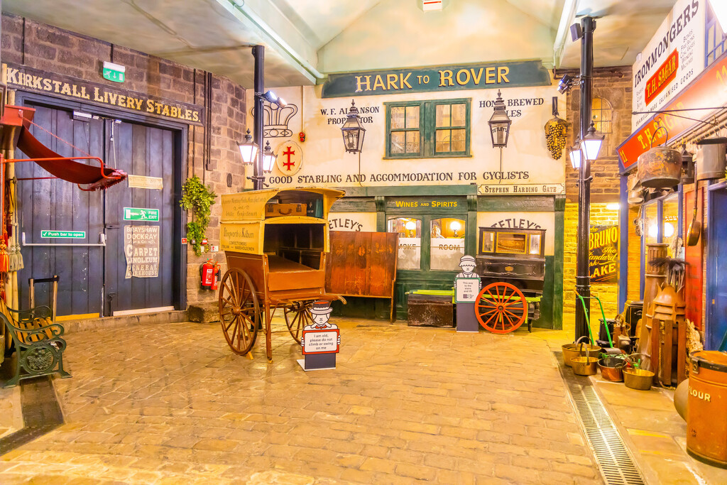 Kirkstall Abbey Museum by lumpiniman