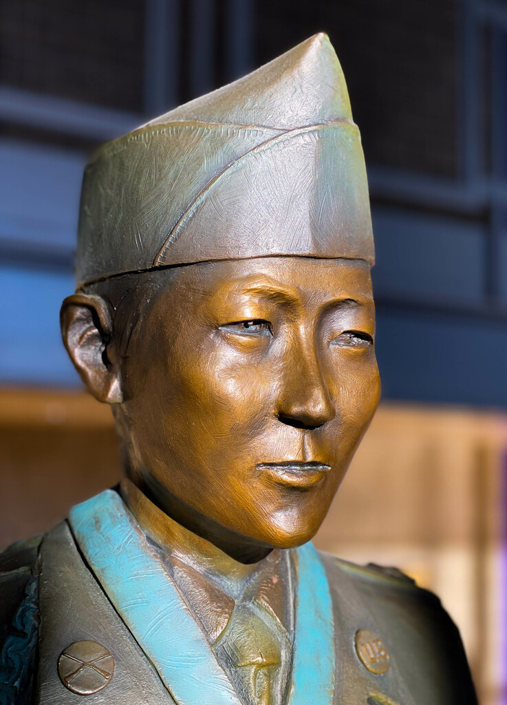 Hiroshi Miyamura statue by jeffjones