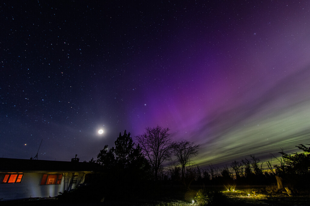 moon with aurora by aecasey