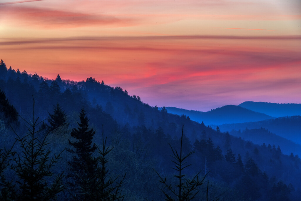 Smoky Sunrise by kvphoto