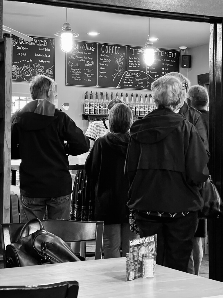 Coffee Queue by 2022julieg