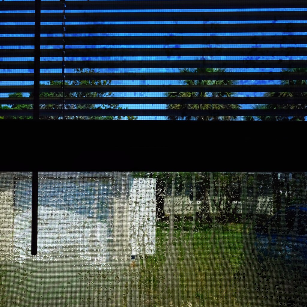 Wet window  by joemuli