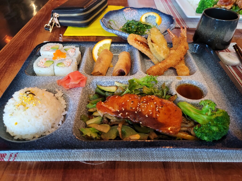 Bento box by scoobylou