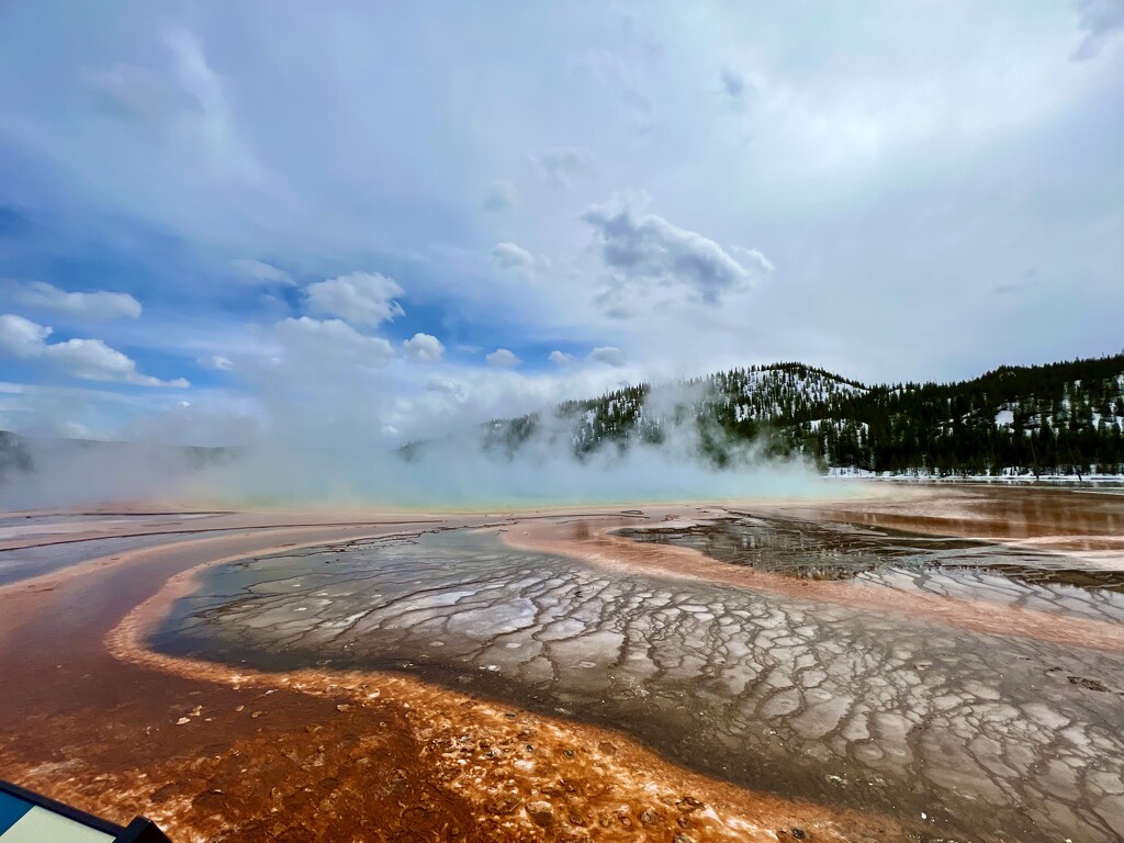 Yellowstone National Park by frantackaberry