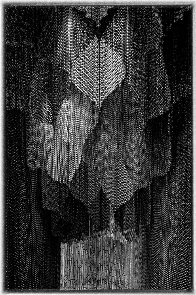 0511 - Chain curtains at Casa Batlló by bob65