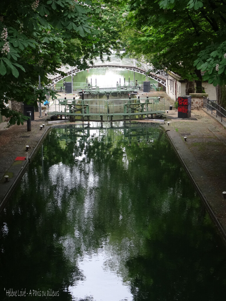 Canal Saint Martin by parisouailleurs