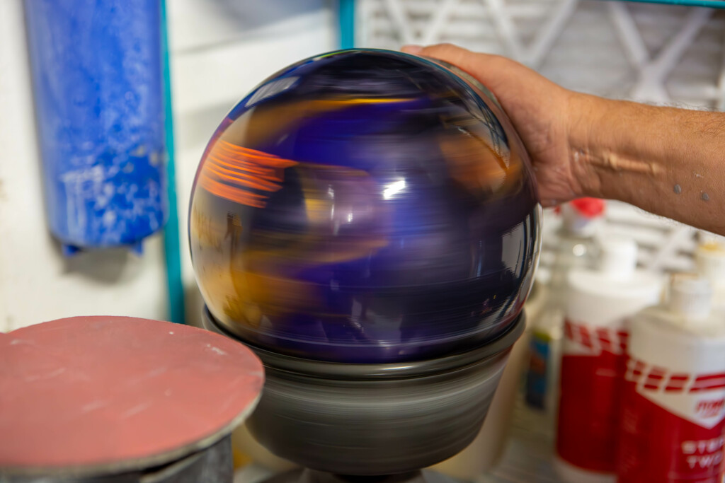 Bowling ball polishing by frodob