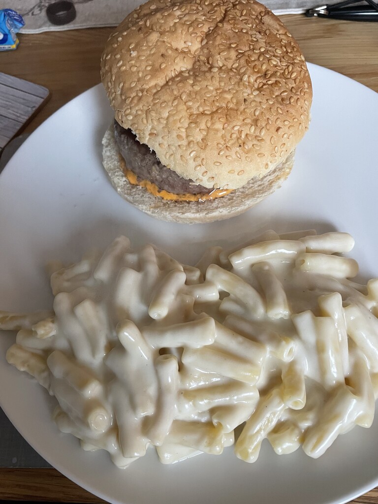 Burger Mac by wincho84