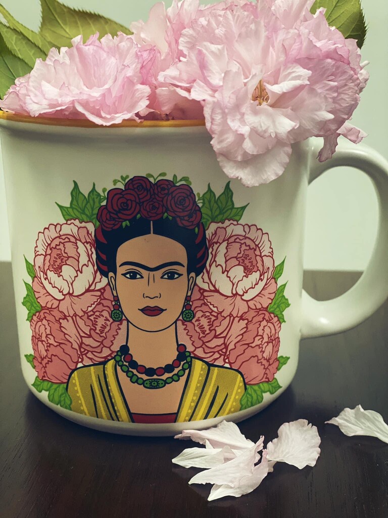 Day 122: Frida And Flowers by sheilalorson