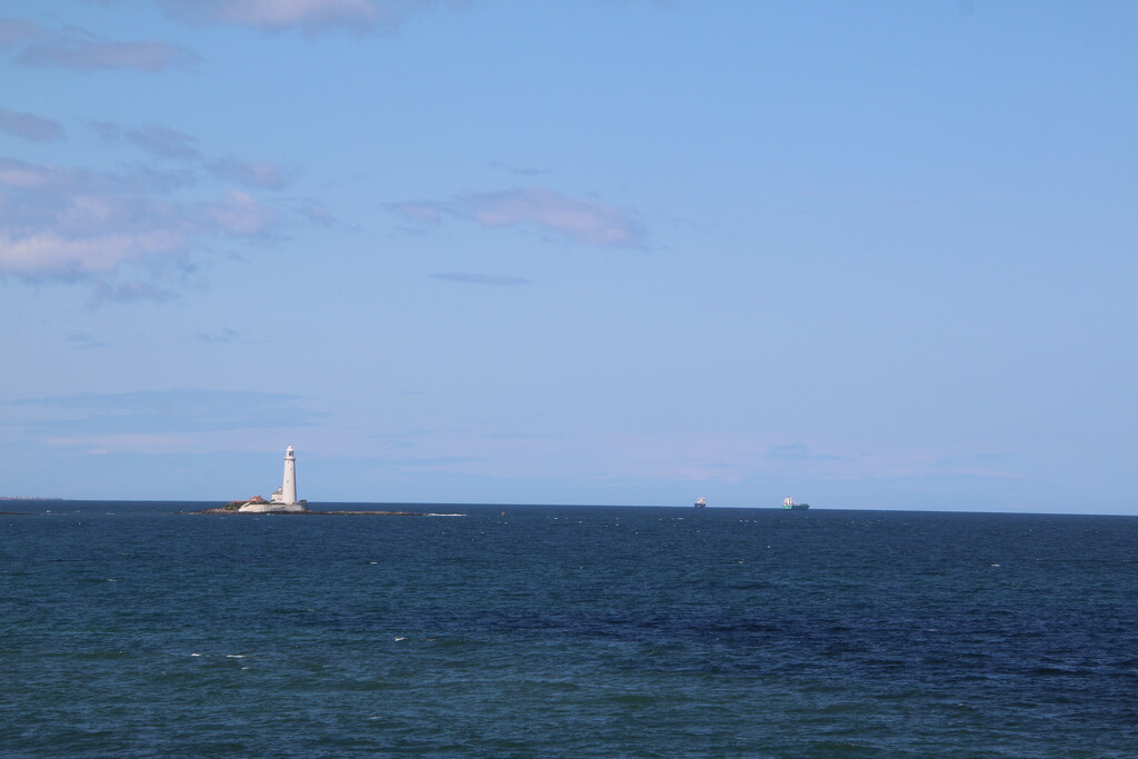 St Marys Lighthouse, Whitley Bay by bizziebeeme