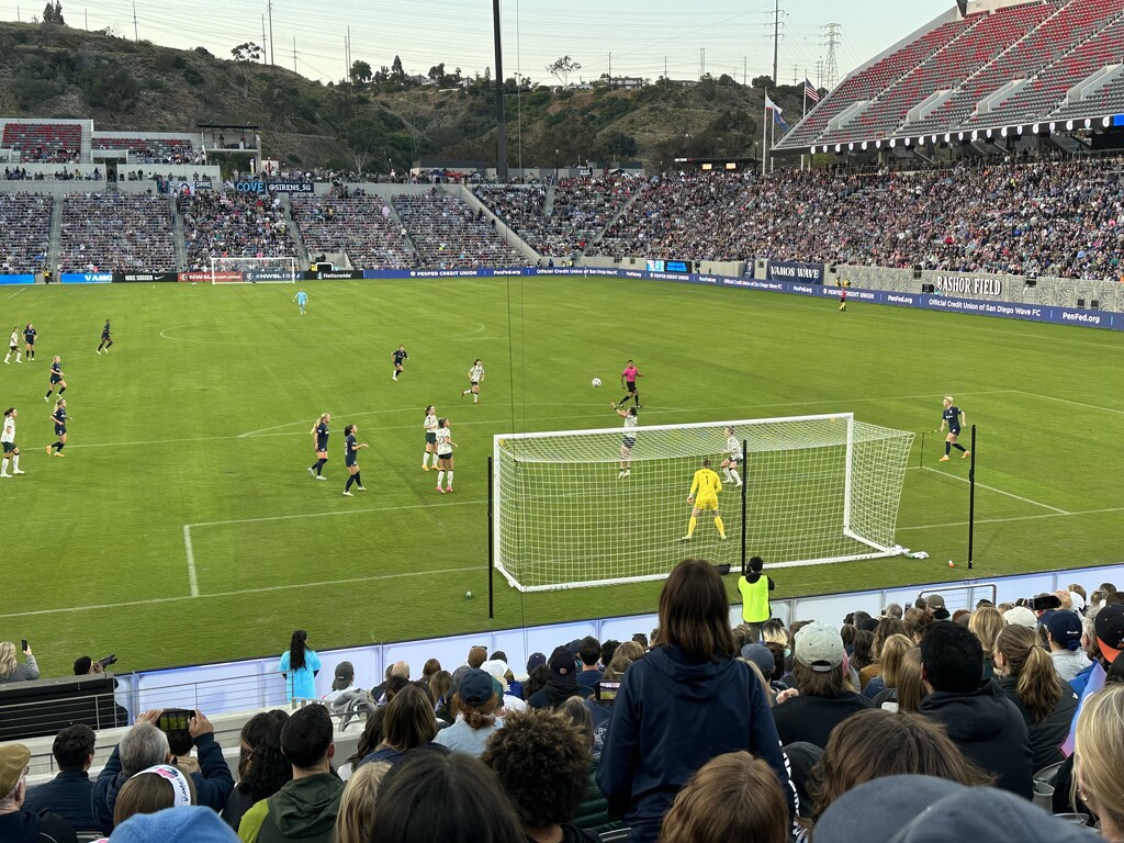 San Diego Wave Match by scooterd