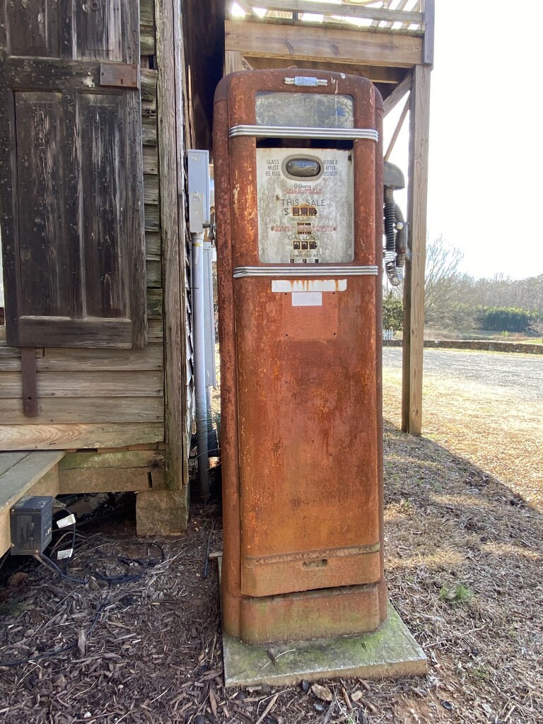 Vintage Gas Pump by clay88
