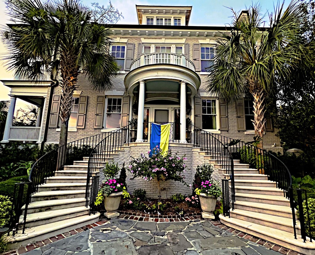 A grand old Charleston home by congaree