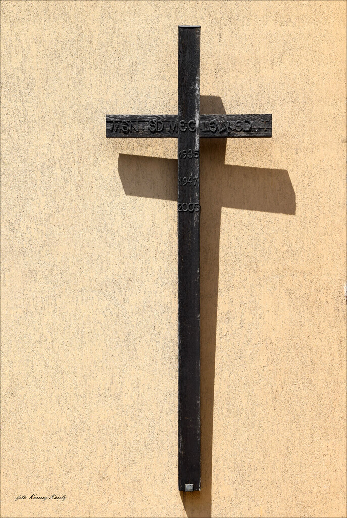 Cross in the light by kork