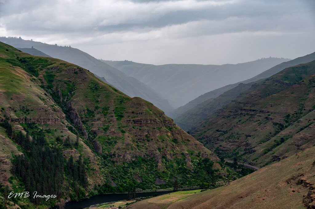 Joseph Canyon and Grande Ronde River by theredcamera