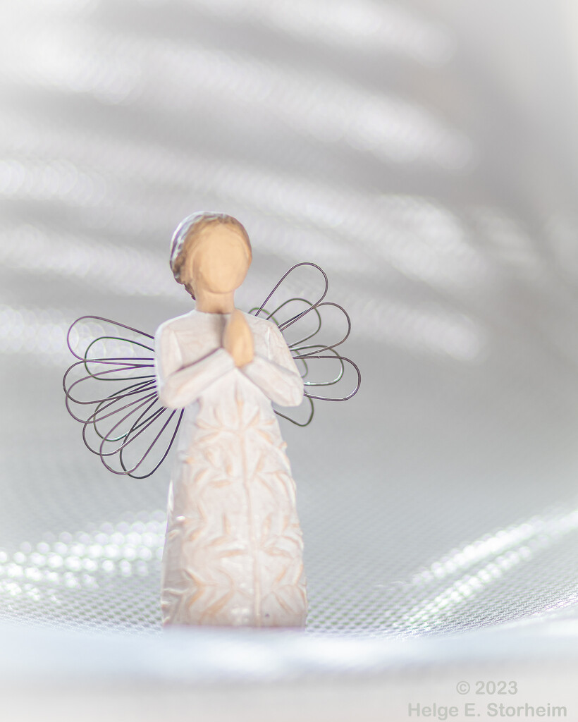Angel figurine by helstor365