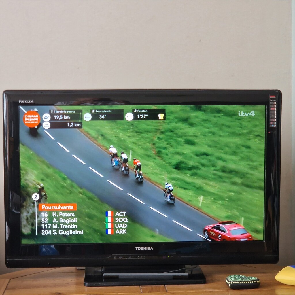 What better way to relax after a 100 mile ride than to watch the pros in the Critérium du Dauphiné by andyharrisonphotos