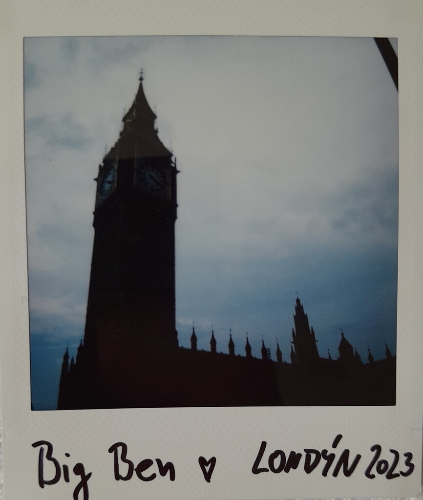 A photo of a polaroid photo that I took back in London by elsieblack145