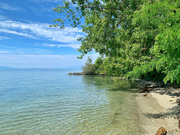 19th Jun 2023 - Small beach by the lake. 