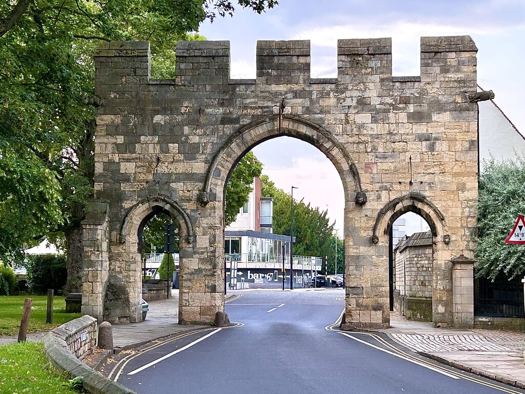 Priory Gate by carole_sandford