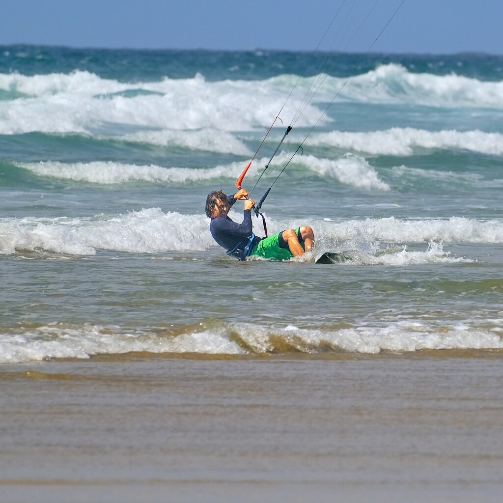 Kite surfer by brocky59