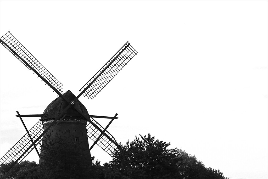 Windmill by bournesnapper
