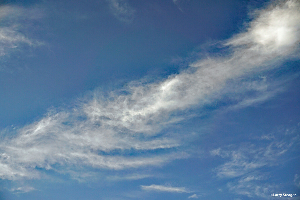 Early hot summer sky by larrysphotos