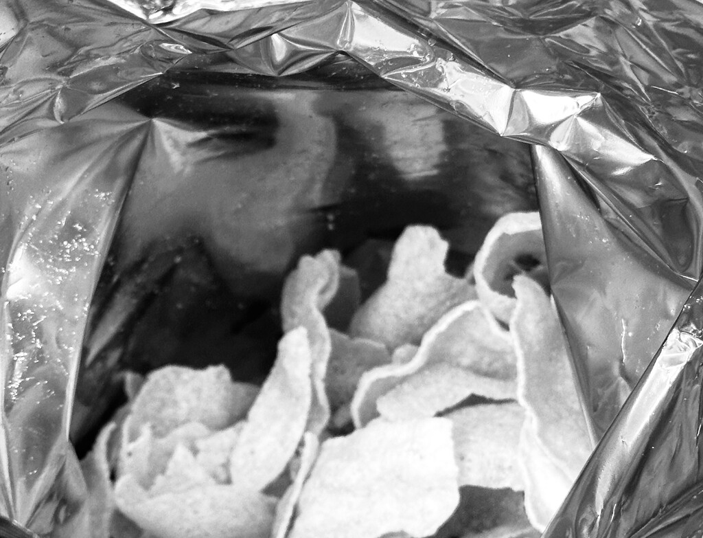 A Face in My Chip Bag by tinker_maniac