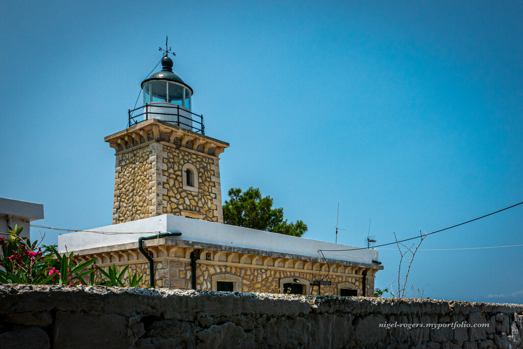 Laka lighthouse by nigelrogers
