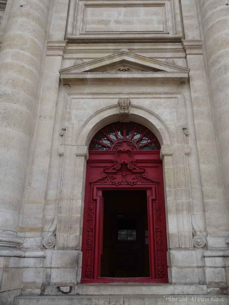 red door by parisouailleurs