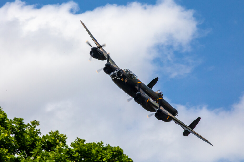 Avro Lancaster.... by carole_sandford
