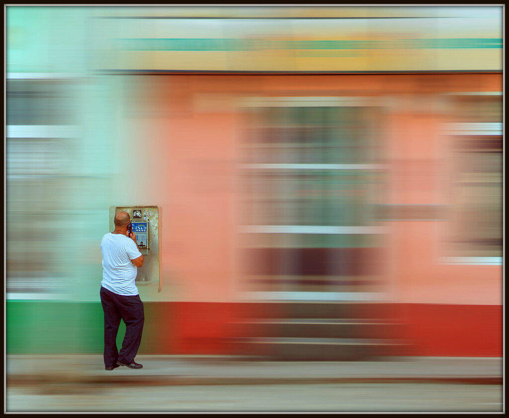 Telephoning by ludwigsdiana