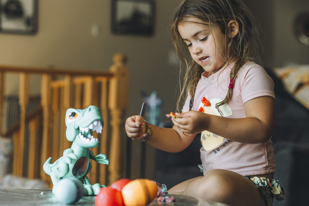 Dinosaur and Play-doh  by aydyn