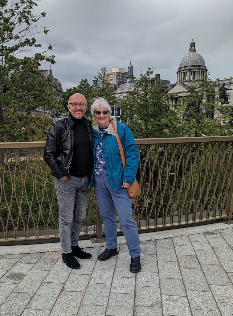 Visitors in Aberdeen  by sarah19