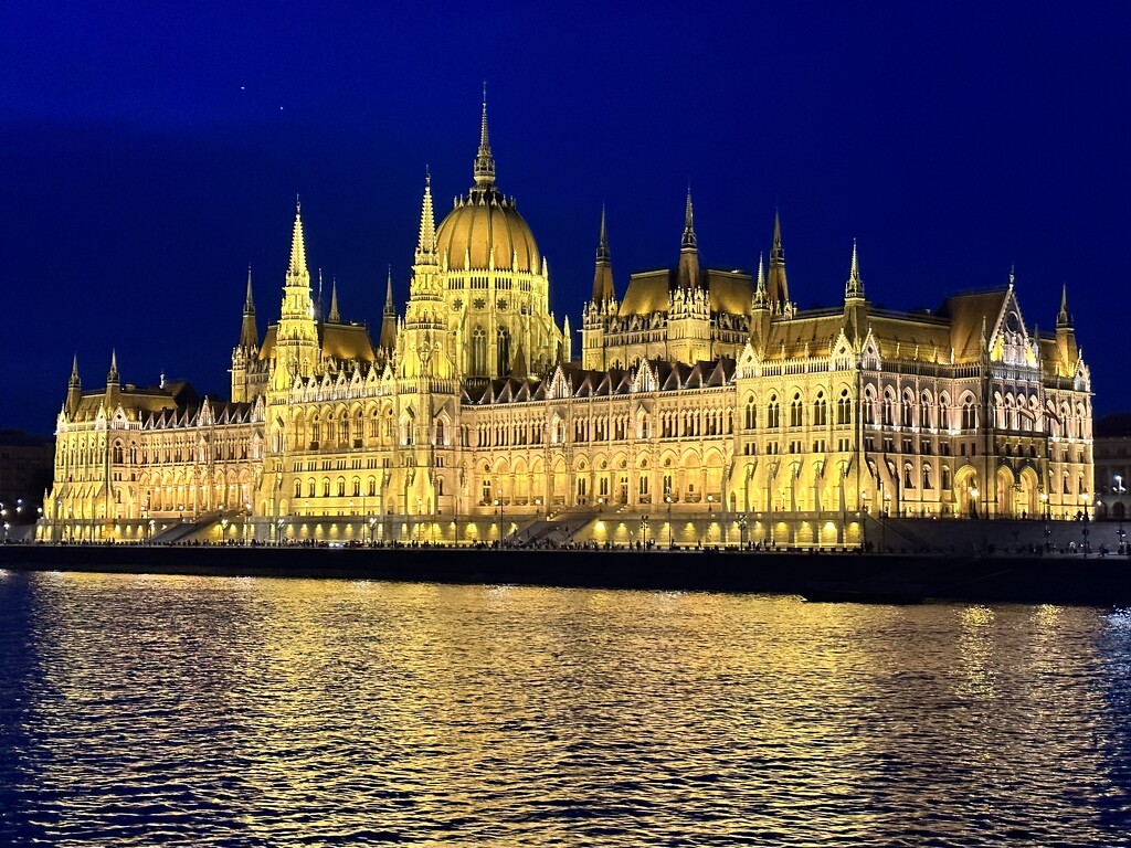 Hungarian Parliament Building by kjarn