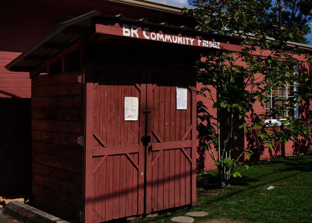 Another Community Fridge  by eudora