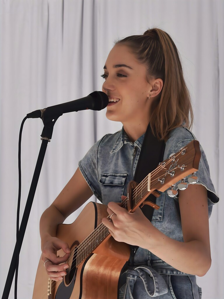 Leila singing at the Sydney Bastille Day festival by johnfalconer