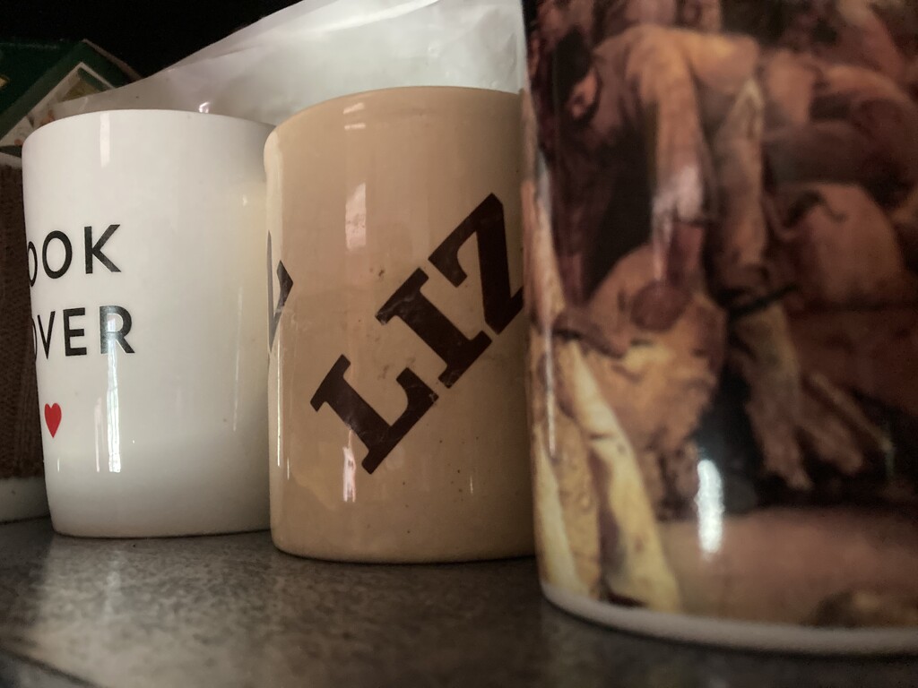 M Is for Mugs by spanishliz