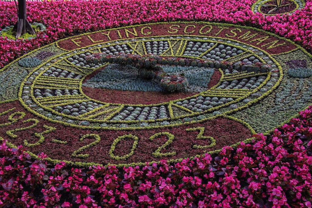 The floral clock, Edinburgh. by billdavidson