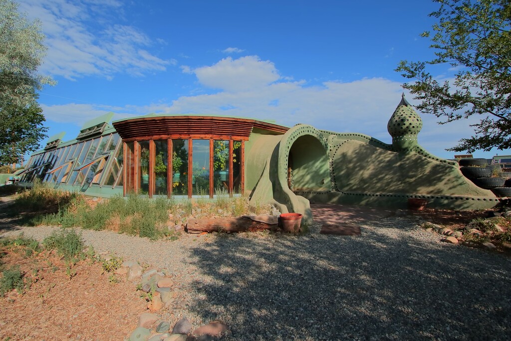 Earthship by blueberry1222