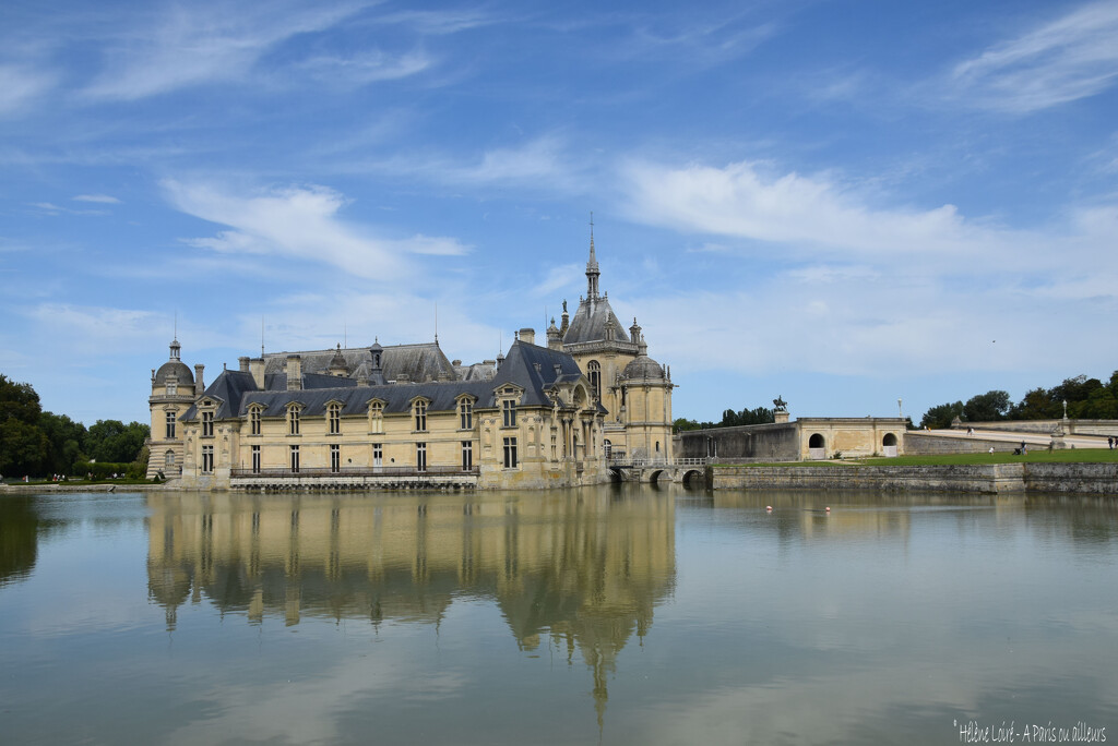 Chantilly castle  by parisouailleurs