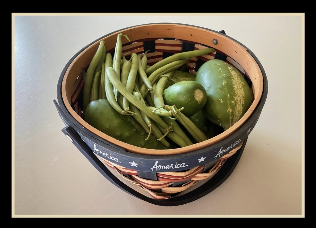 A Basket of Veggies by eahopp