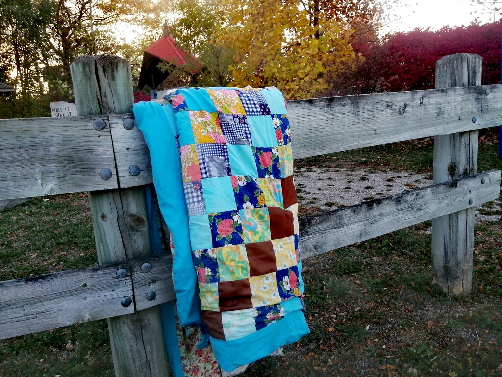 Abandoned Quilt by princessicajessica