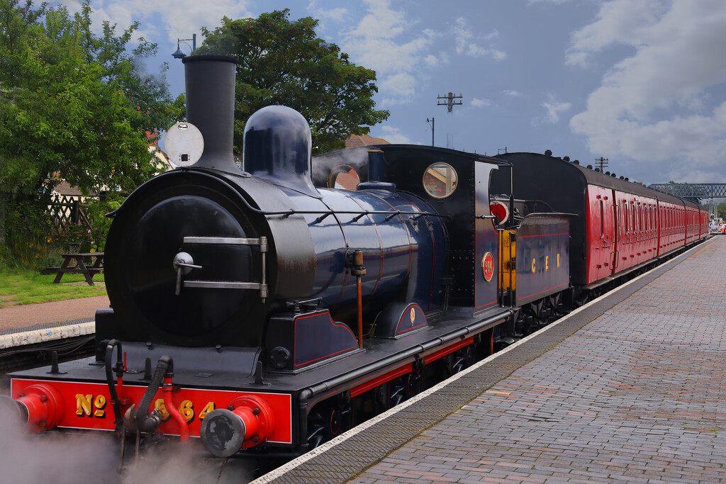 Steam train in Sheringham station.......846 by neil_ge