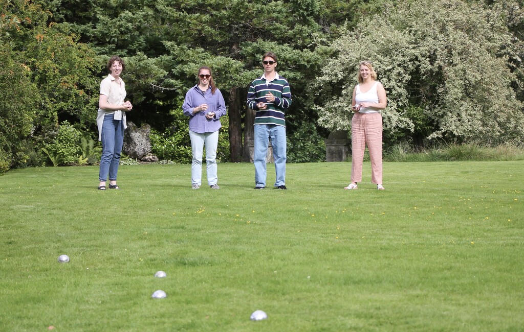 Post-Wedding Pétanque by jamibann